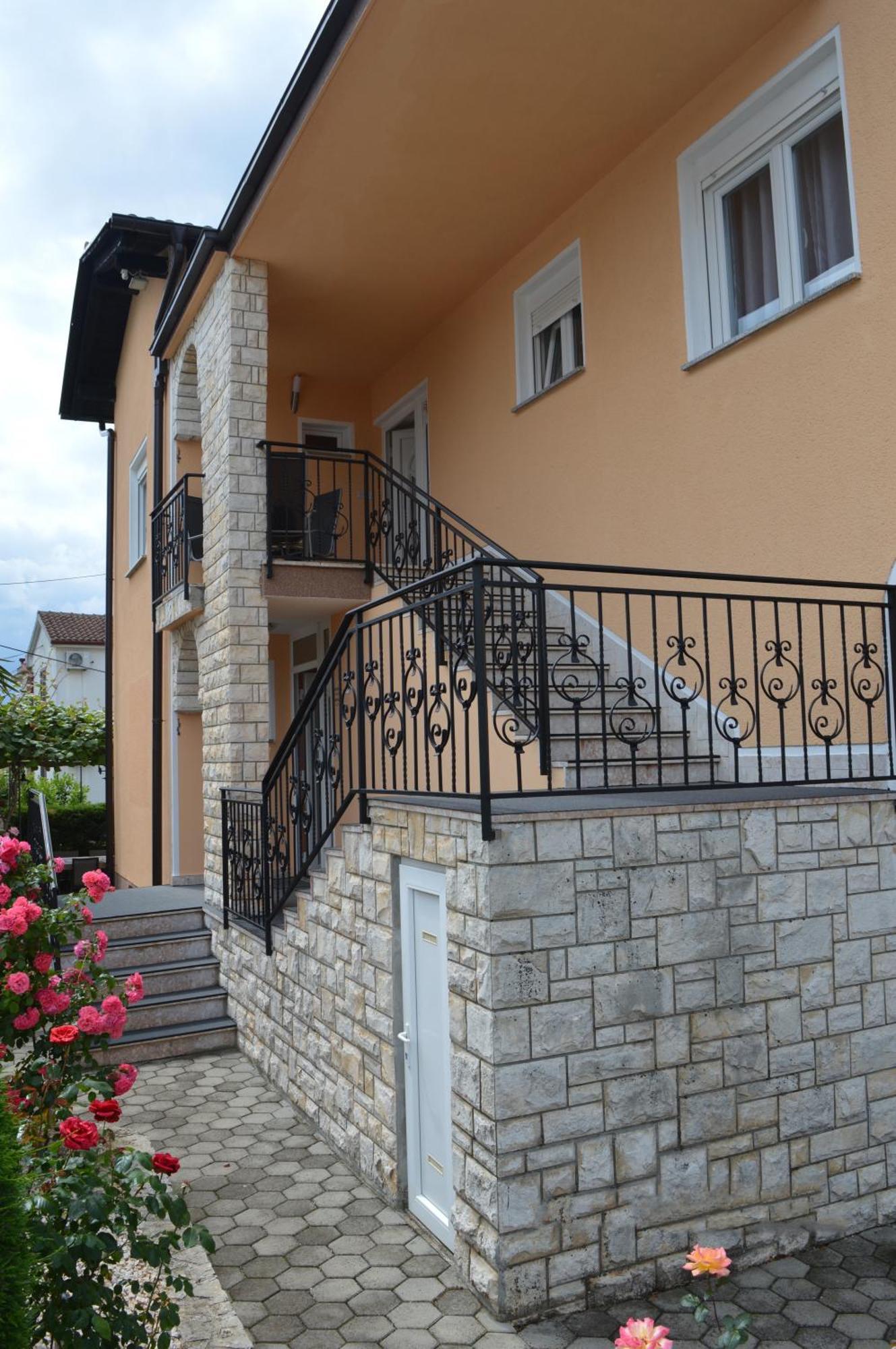 Apartments Kivi Novigrad  Екстер'єр фото
