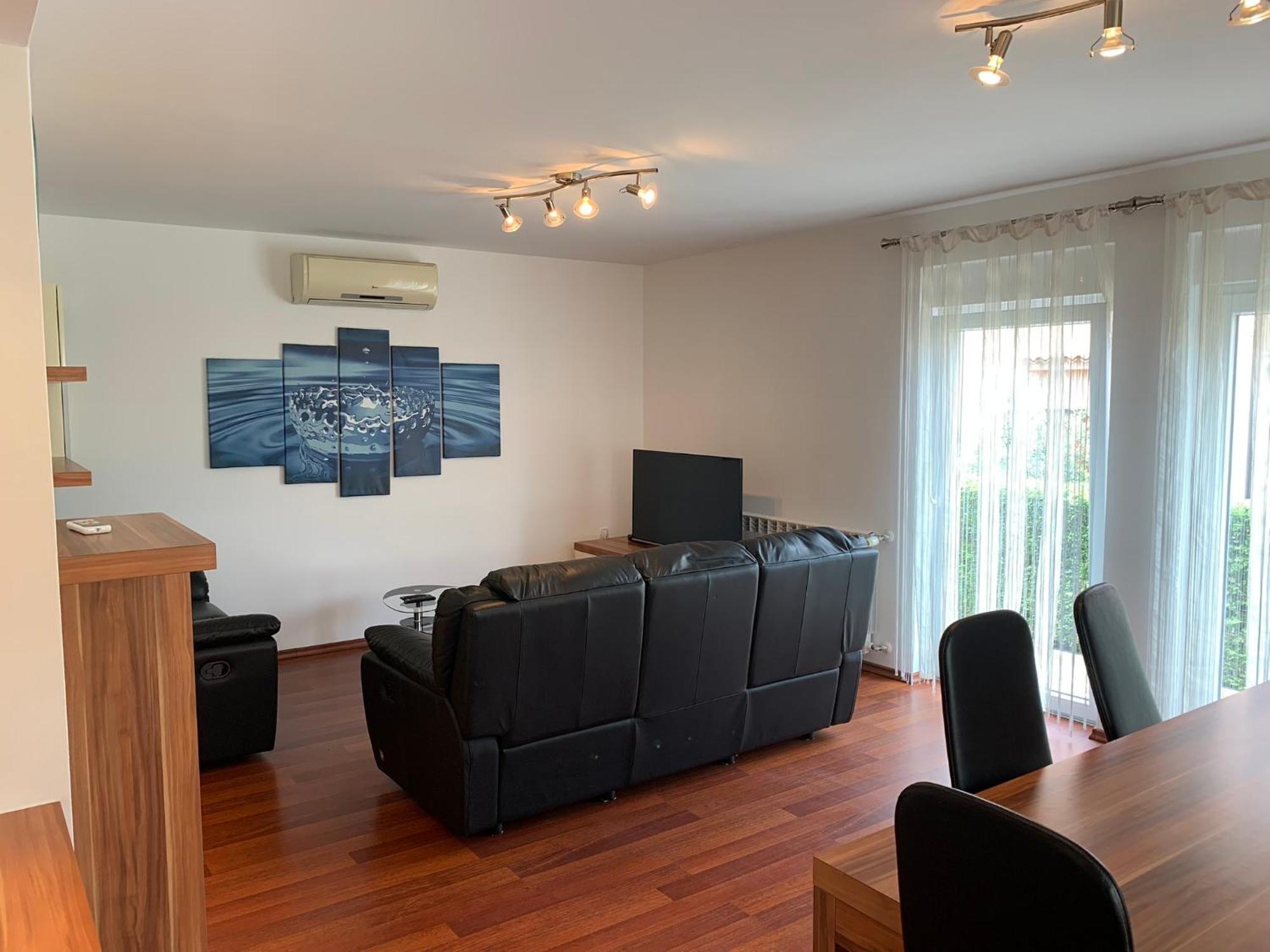 Apartments Kivi Novigrad  Екстер'єр фото